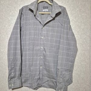 Michael Kors Checkered Shirt in Gray and White..SIZE:XL